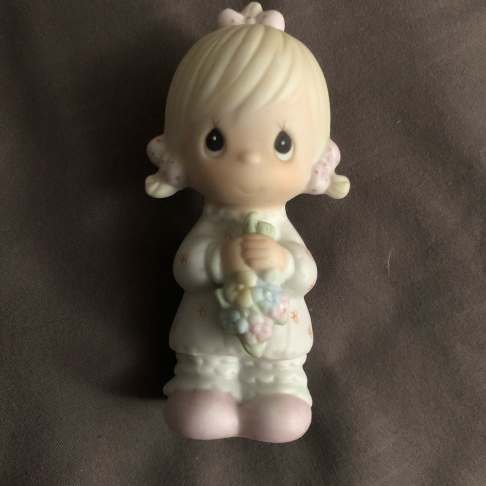 Precious Moments Flower Girl Figurine
